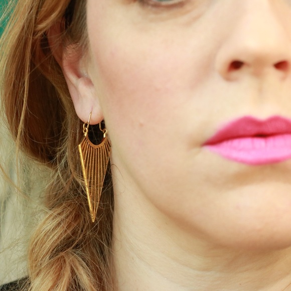 Shakti Golden Goddess Geometric Drop Earrings NWT NEW Sun Rays Energy - Picture 5 of 10